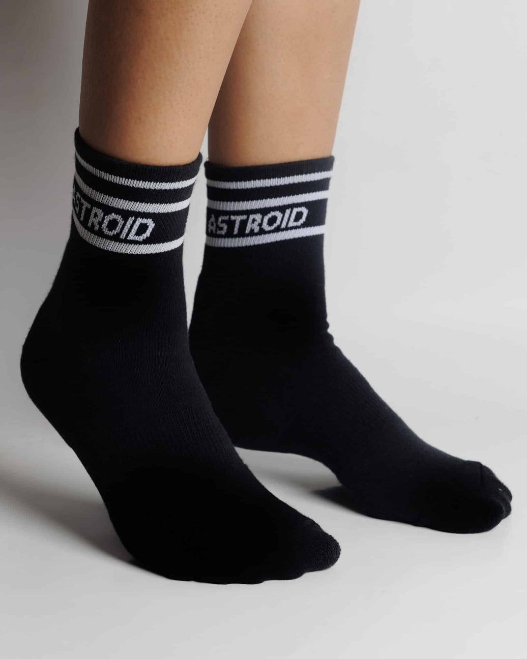 ASTROID STRIPED HALF SOCKS