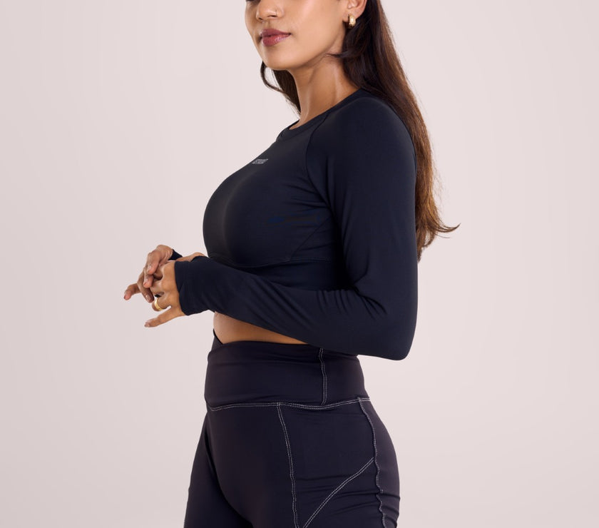 Core Long Sleeved Crop Top