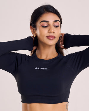 Core Long Sleeved Crop Top