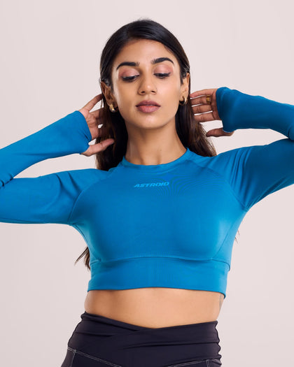Core Long Sleeved Crop Top