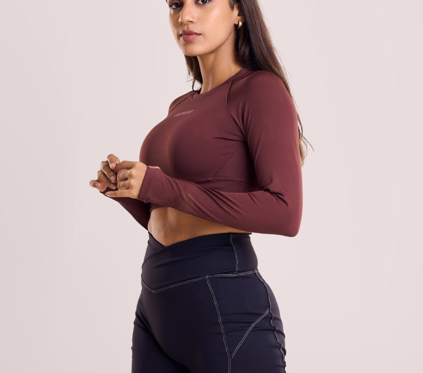 Core Long Sleeved Crop Top