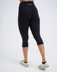 Ignite Capri Leggings