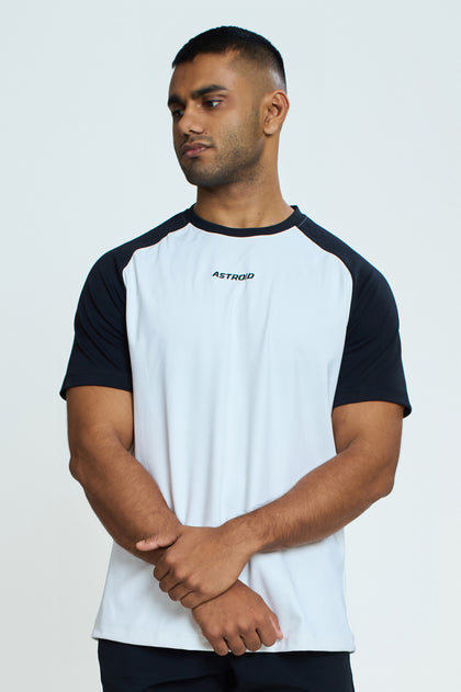 Dynamic Two-Toned Raglan T-Shirt