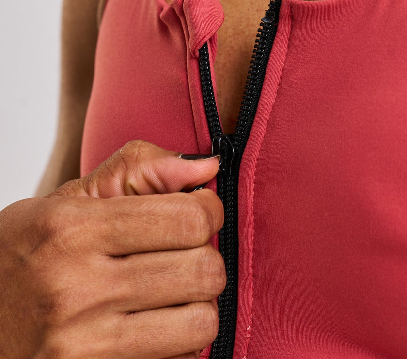 Move Zip-Up Sports Bra