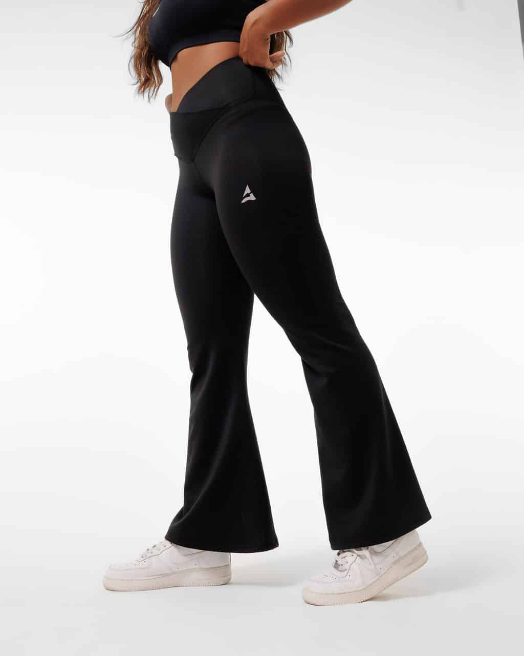 Vital Flared Legging