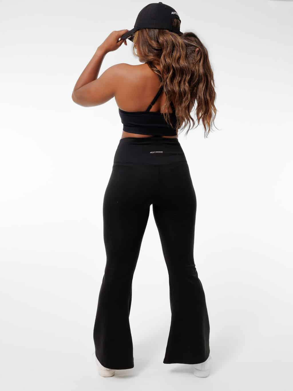 Vital Flared Legging