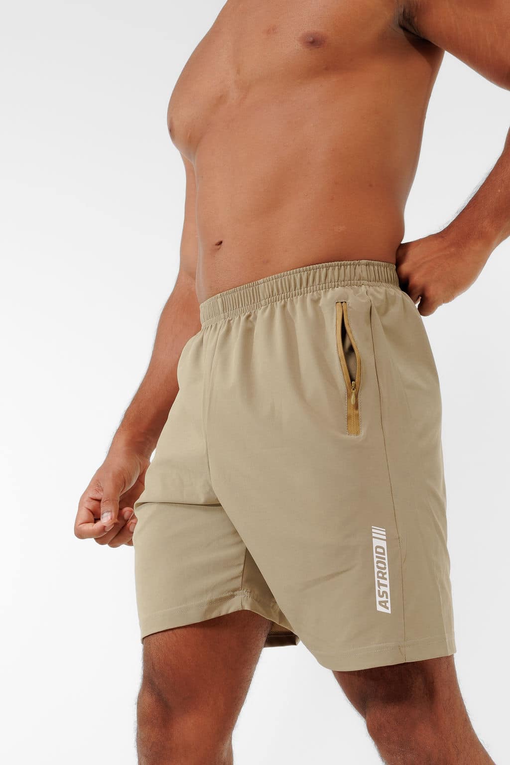 Vital Zipper Pocket Short