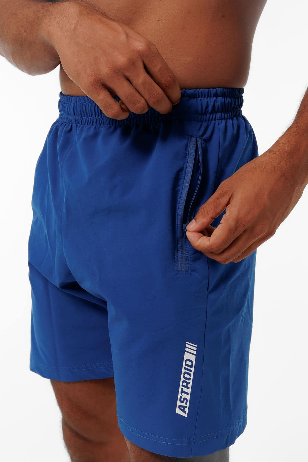 Vital Zipper Pocket Short